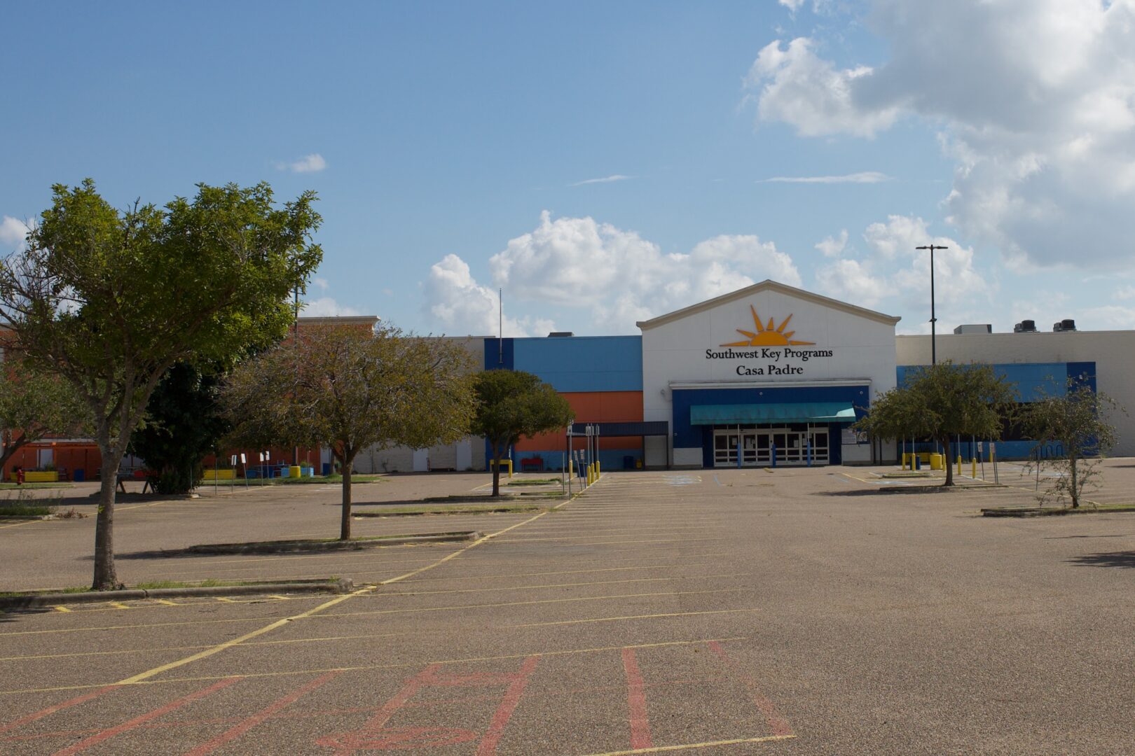 Rio Grande Valley shelter for immigrant children halts operations, lays off hundreds – see where buildings are for sale