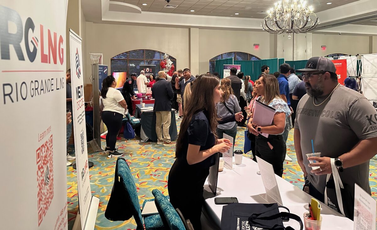 Brownsville’s boom brings jobs — and competition— as employers from SpaceX to LNG ramp up hiring