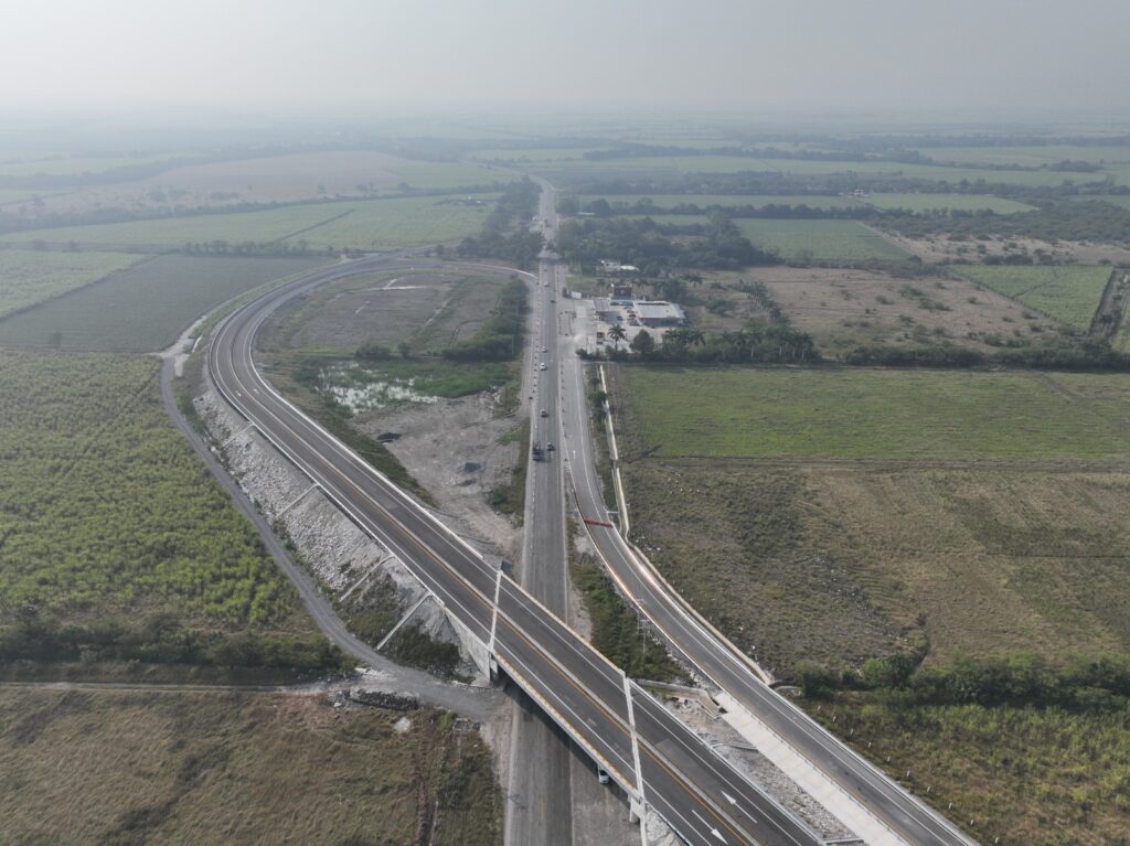 Aerial view of the Mante–Tula highway under construction.