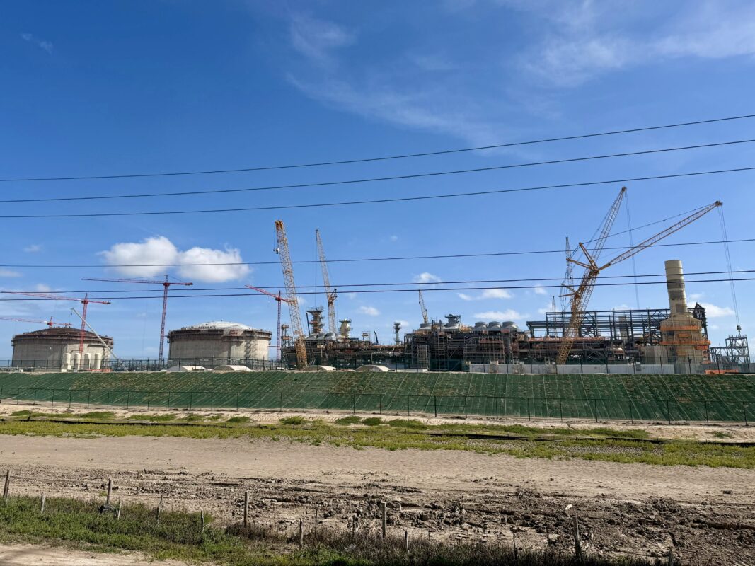 Rio Grande LNG pushes for round-the-clock construction and more workers as global supply tightens​