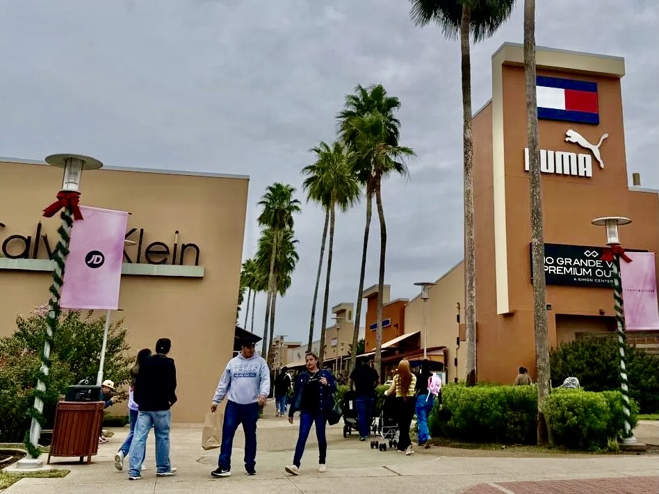 Mercedes changes course on incentive zone tied to premium outlet corridor