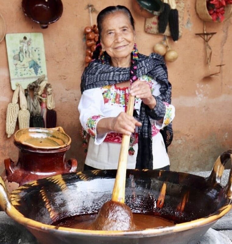 Reynosa restaurant turns family mole recipe into global business