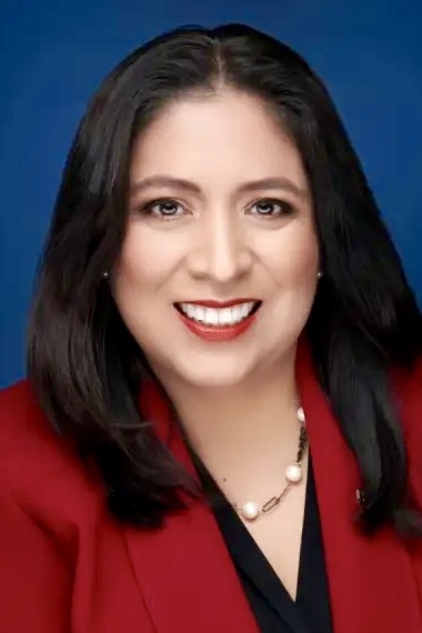 Elizabeth Suarez