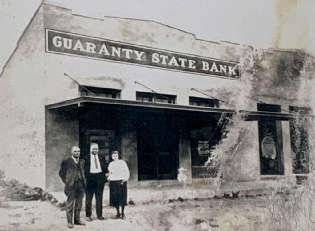 El histórico edificio del Guaranty State Bank, situado en el centro de Weslaco (Texas), que se convertirá en el cuarto establecimiento de Southern Roots Market en el Valle del Río Grande.