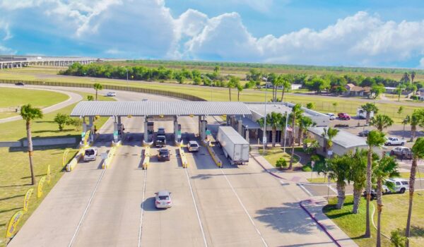 Aerial view of Anzalduas International Bridge, showing vehicle lanes and inspection facilities at the international border crossing.