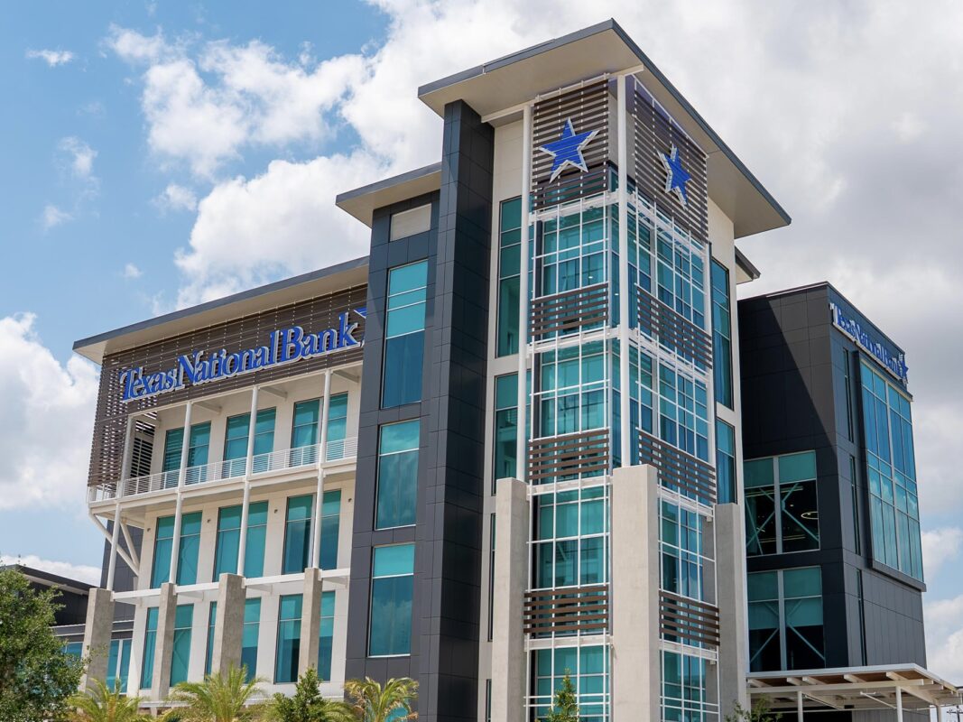 How one Rio Grande Valley bank is helping families build generational wealth