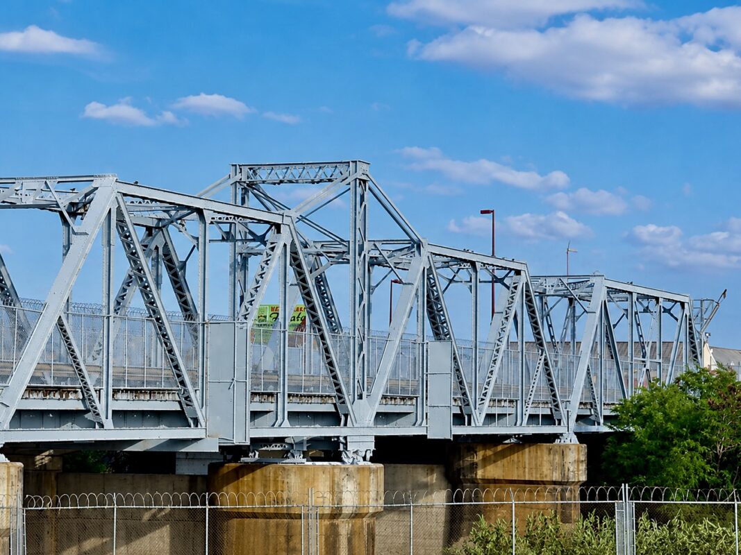 Cameron County wins federal approval to buy 50% stake in the B&M International Bridge 